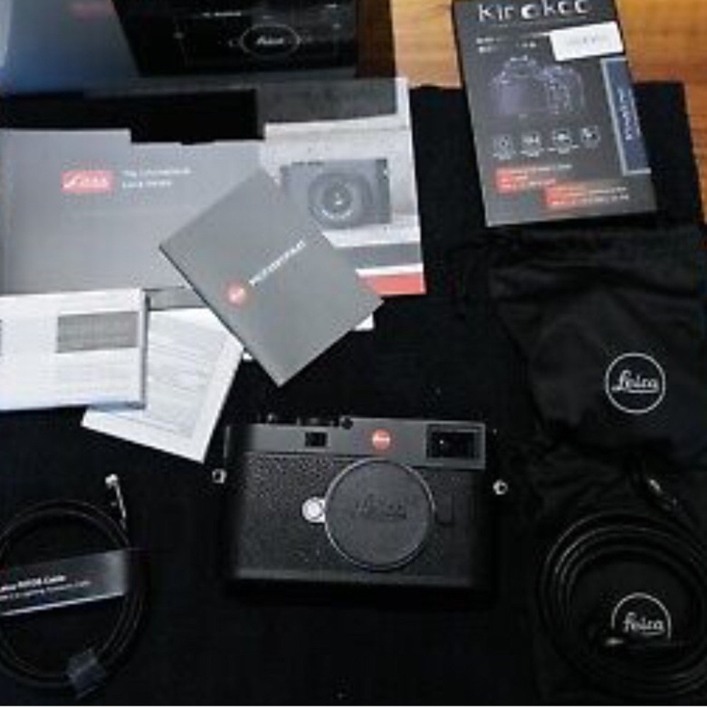 Leica camera m11